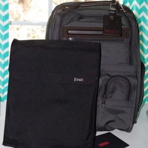 Tumi Alpha compact laptop brief pack / backpack , like new